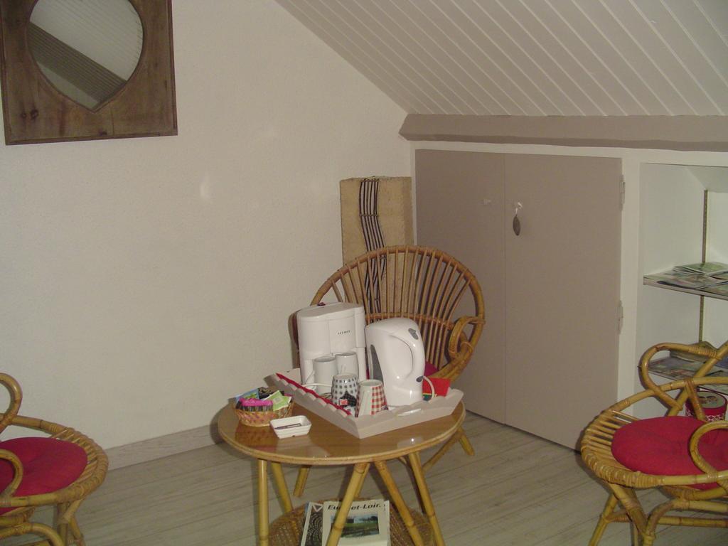 Chambre Crescia Vernouillet  Экстерьер фото